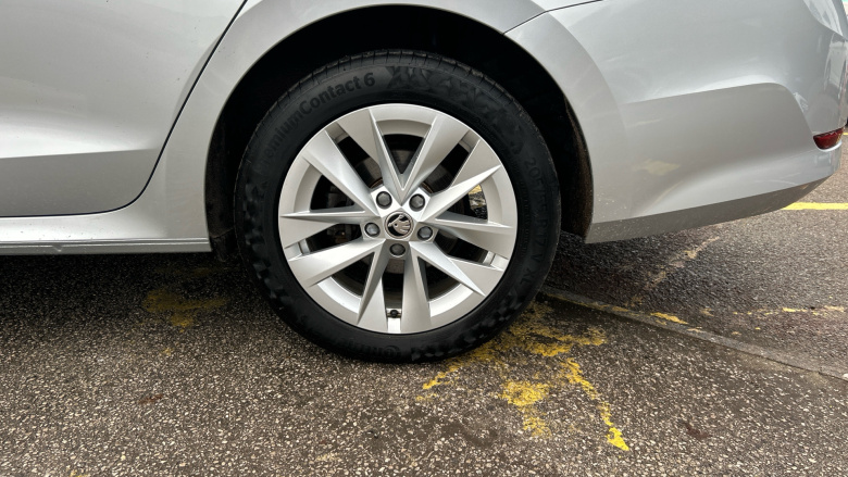 Skoda Octavia 1.4 TSI iV SE Technology DSG 5dr Estate